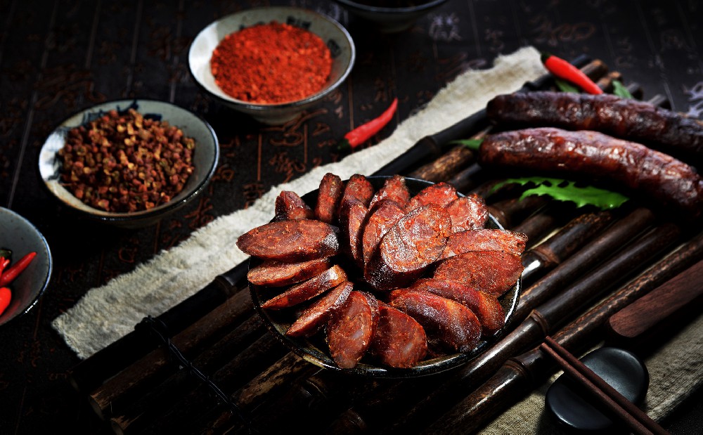 赵春天主任：不想惹上胃癌，  3种食物趁早撤下餐桌！