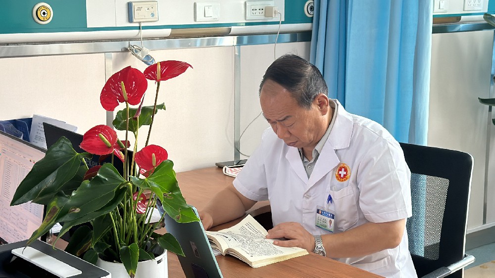 樊君主任：常用的抗癌中草药有哪些?