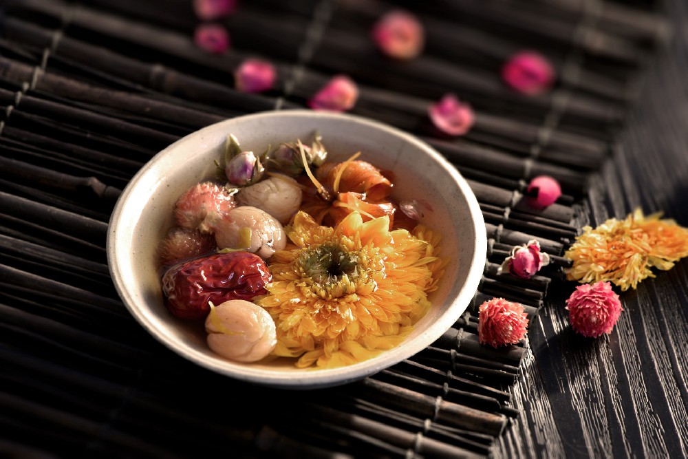 摄图网_500193211_菊花茶(企业商用).jpg