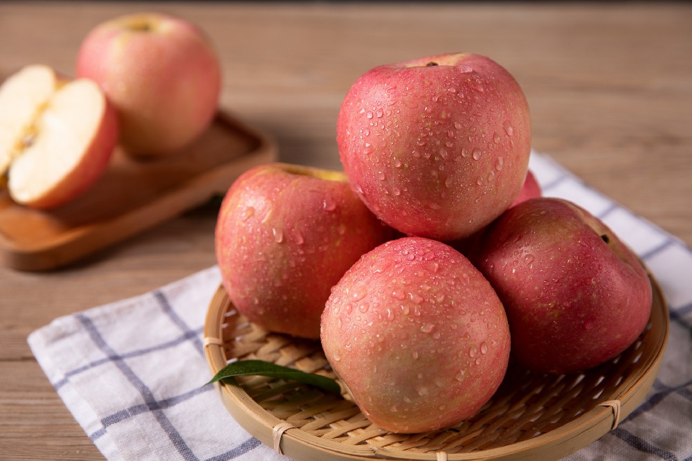 摄图网_501074884_banner_苹果（企业商用）.jpg
