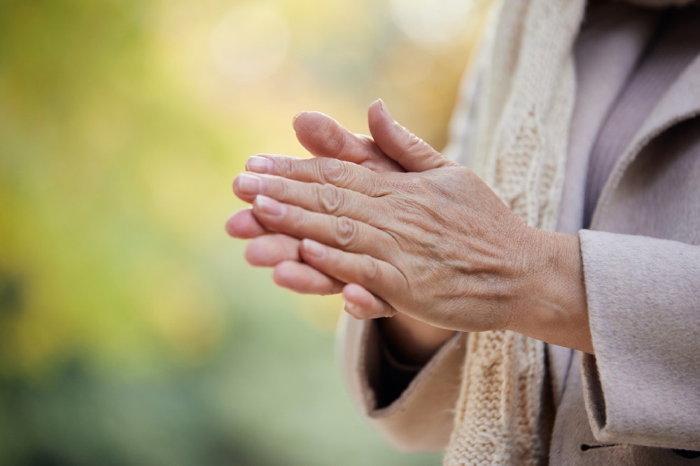 放化疗后血象总不达标？中医“扶正生血”方案帮你稳住造血功能